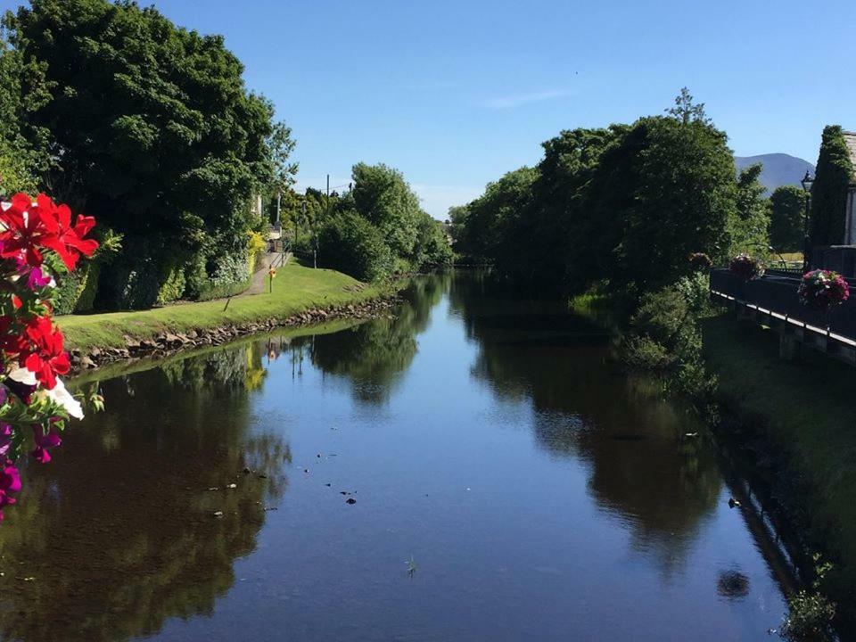 Thistledown - Ballina - Crossmolina - County Mayo - Sleeps 8 - Sister Property To Inglewood Ballina (Mayo) Exterior foto
